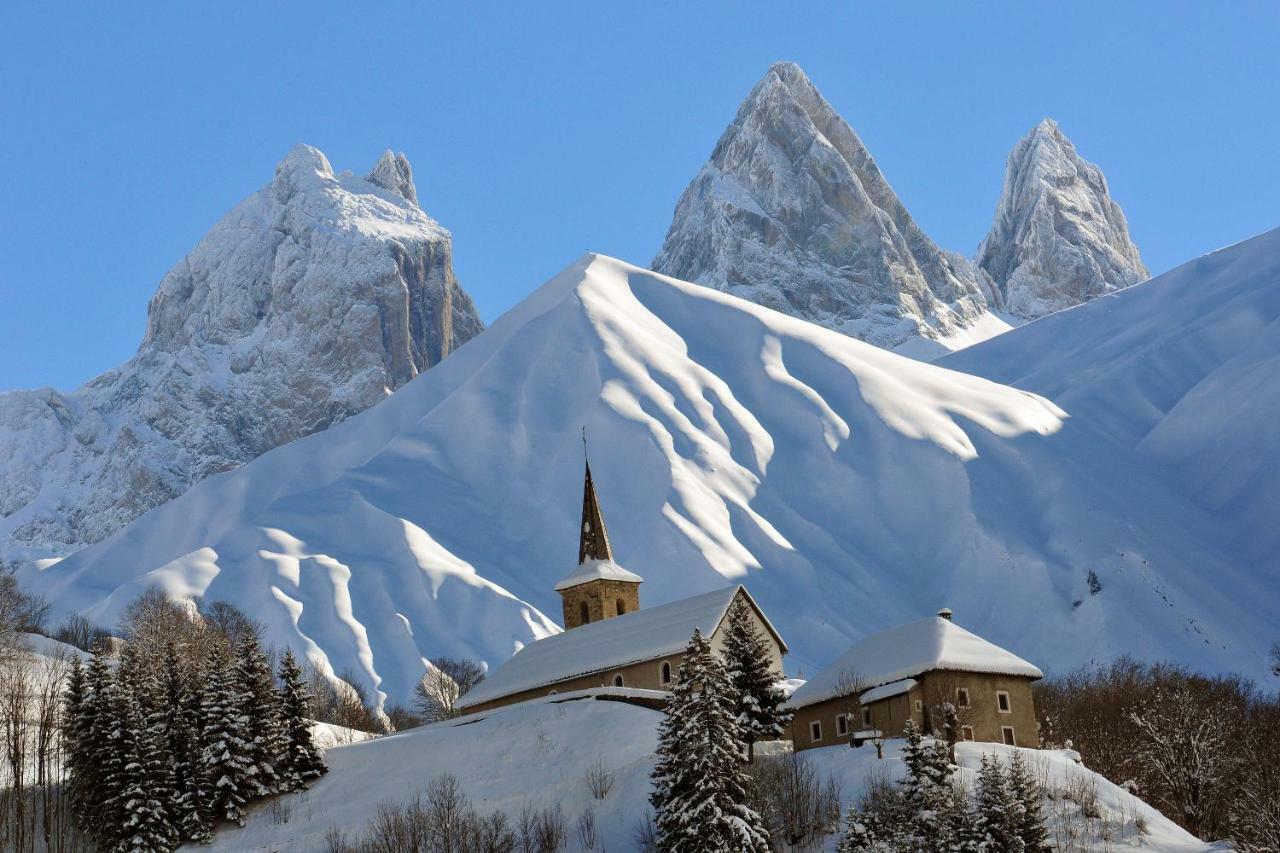 Gite Du Cafe Truchet Saint-Pancrace  Экстерьер фото